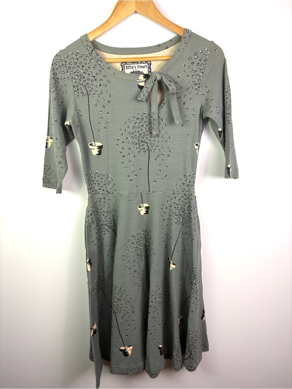 Effie’s Heart Green ‘Flower Pot Garden Party’ tie-Neck skater Dress size S